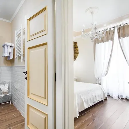 Lunaria Vaticano Affittacamere Roma